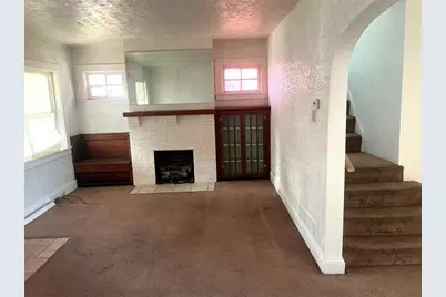 320 N 4th St, Clairton, PA 15025 - Photo 6