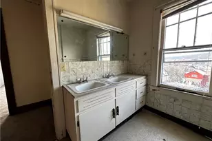 1006 Shira St, New Castle, PA 16101 - Photo 24