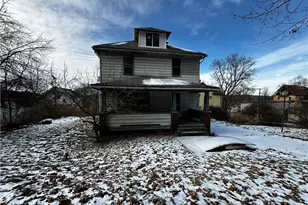 1006 Shira St, New Castle, PA 16101 - Photo 1