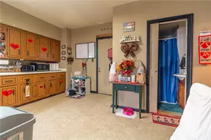 641 W Newton St, Greensburg, PA 15601 - Photo 4