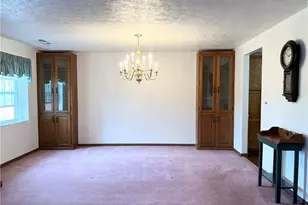 2850 Edgecliff Rd, Lower Burrell, PA 15068 - Photo 6