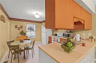 2118 Shawnee Dr, South Strabane, PA 15301 - Photo 8