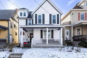 405 Wayne Ave, Ellwood City, PA 16117 - Photo 2