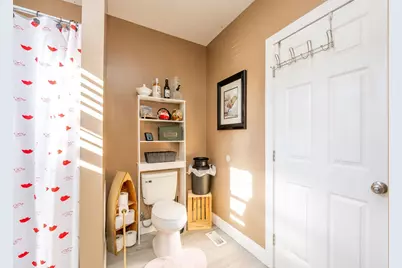 405 Wayne Ave, Ellwood City, PA 16117 - Photo 20