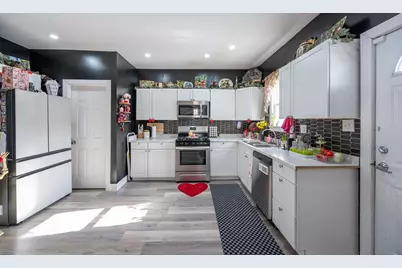 405 Wayne Ave, Ellwood City, PA 16117 - Photo 4