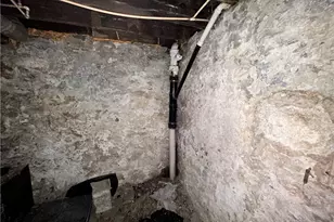 553 Price Ave, Braddock, PA 15104 - Photo 14