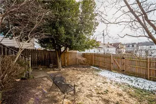 337 W College St, Canonsburg, PA 15317 - Photo 32