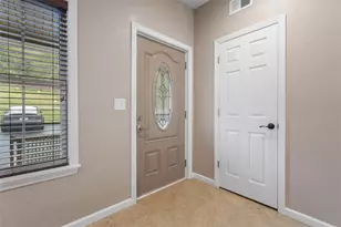 303 Wineberry Ridge Ct, Sewickley Township, PA 15642 - Photo 10