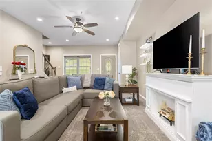 303 Wineberry Ridge Ct, Sewickley Township, PA 15642 - Photo 16