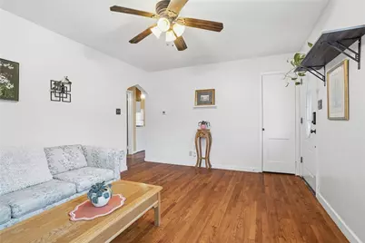 108 6th Ave, Ross Twp, PA 15229 - Photo 2