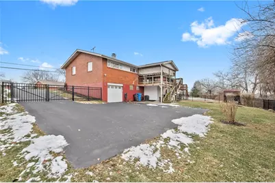 105 Woodridge Dr, Scott Township, PA 15106 - Photo 24