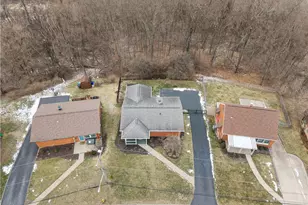 105 Woodridge Dr, Scott Township, PA 15106 - Photo 26