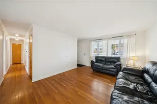 92 Claireview Dr, Scott Township, PA 15106 - Photo 4