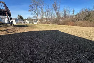 215 Richmond St, Loyalhanna, PA 15661 - Photo 16