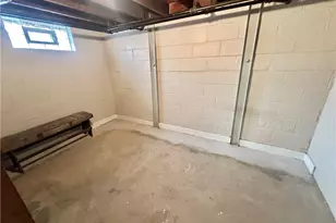 215 Richmond St, Loyalhanna, PA 15661 - Photo 38