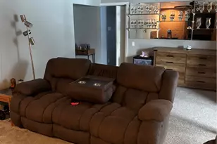 102 Violet Dr, Lower Burrell, PA 15068 - Photo 10