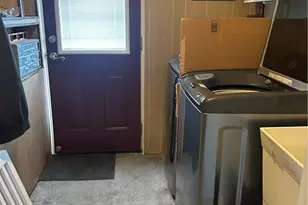 102 Violet Dr, Lower Burrell, PA 15068 - Photo 16