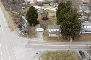 105 Pandora Rd, Derry Township, PA 15661 - Photo 24