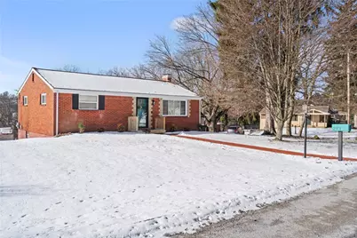293 Hillcrest Circle, Robinson Twp, PA 15237 - Photo 1