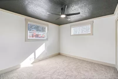 293 Hillcrest Circle, Robinson Twp, PA 15237 - Photo 14