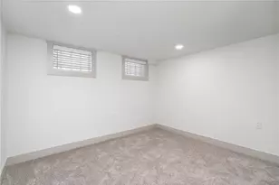 293 Hillcrest Cir, Robinson Twp, PA 15237 - Photo 24