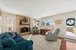 572 Agnes St, Hempfield Township, PA 15601 - Photo 8