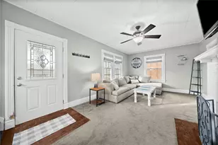 180 Hinkel Rd, Ross Twp, PA 15229 - Photo 6
