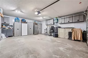 1717 Heather Heights Dr, Moon/Crescent Twp, PA 15046 - Photo 28