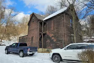 937 Larimer, Wilkins Township, PA 15145 - Photo 4