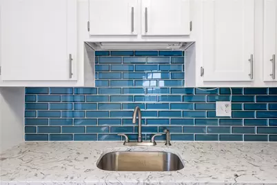 700 4th St #6, Pittsburgh, PA 15215 - Photo 4