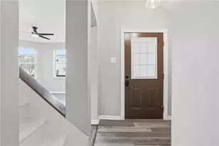 1022 2nd Ave, Coraopolis, PA 15108 - Photo 2