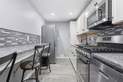 1022 2nd Ave, Coraopolis, PA 15108 - Photo 4