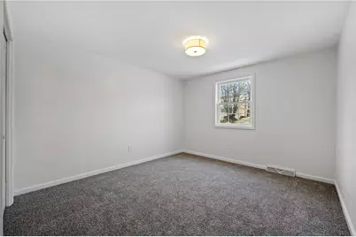 200 Pinchtown Rd, Pittsburgh, PA 15236 - Photo 18