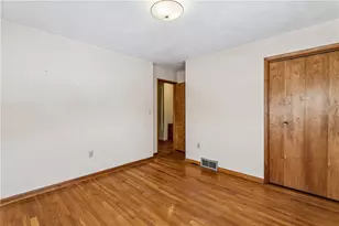 43 Circle Dr, Beaver, PA 15009 - Photo 24