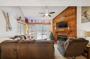 5103 Summit Dr, Hidden Valley, PA 15502 - Photo 6