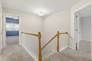 105 Woodcrest Dr, North Fayette, PA 15108 - Photo 14