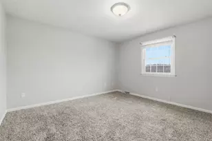 105 Woodcrest Dr, North Fayette, PA 15108 - Photo 22