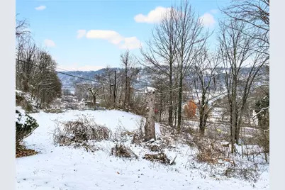 19 Hill St, Monongahela, PA 15063 - Photo 6