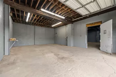 797 Carlton Dr, Bentleyville, PA 15314 - Photo 14