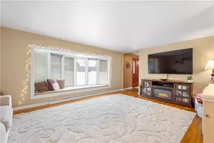 1119 Sarah St, Bethel Park, PA 15102 - Photo 8