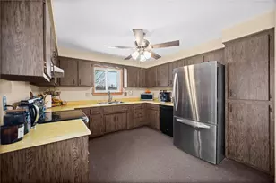 436 Aten Rd, Coraopolis, PA 15108 - Photo 18