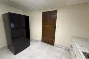 235 38th St, Pittsburgh, PA 15201 - Photo 16