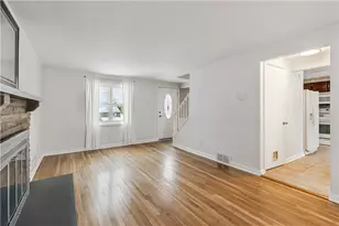 326 Noel Dr, Monroeville, PA 15146 - Photo 2