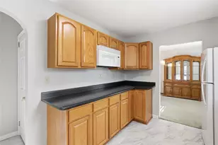 27 Ehle Ave, Kennedy Township, PA 15108 - Photo 16