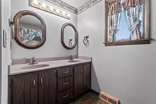 462 Adele Dr, North Huntingdon, PA 15642 - Photo 26