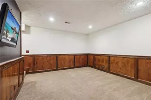 102 Rockwood Dr, Oakdale, PA 15071 - Photo 24