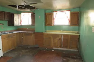 320 S Broadway St, Scottdale, PA 15683 - Photo 26