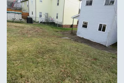 320 S Broadway St, Scottdale, PA 15683 - Photo 36