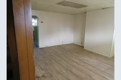 320 S Broadway St, Scottdale, PA 15683 - Photo 30