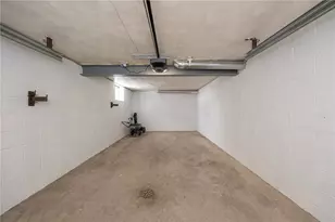 4448 Valley View St, Pittsburgh, PA 15214 - Photo 34